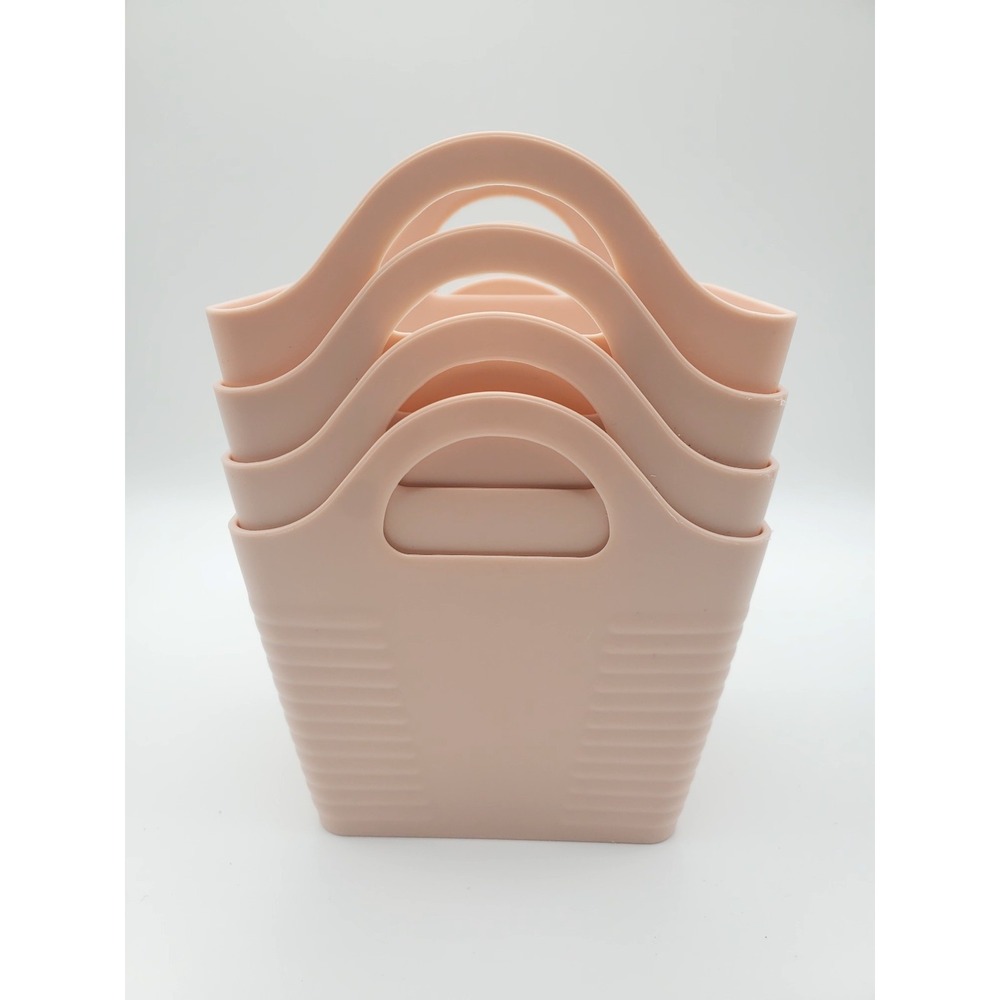 Cute set of containers